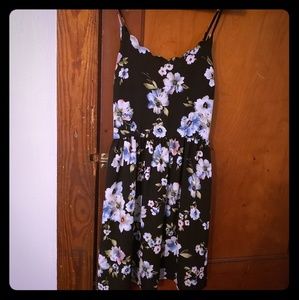 Beautiful spring dress NWT